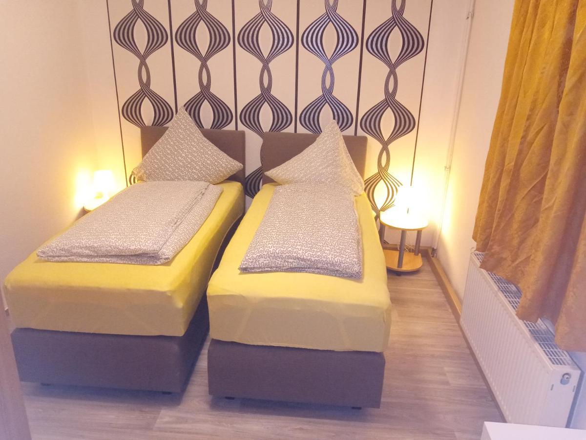 Hotel & Restaurant Zum Adlersberg Schleusingen Kültér fotó